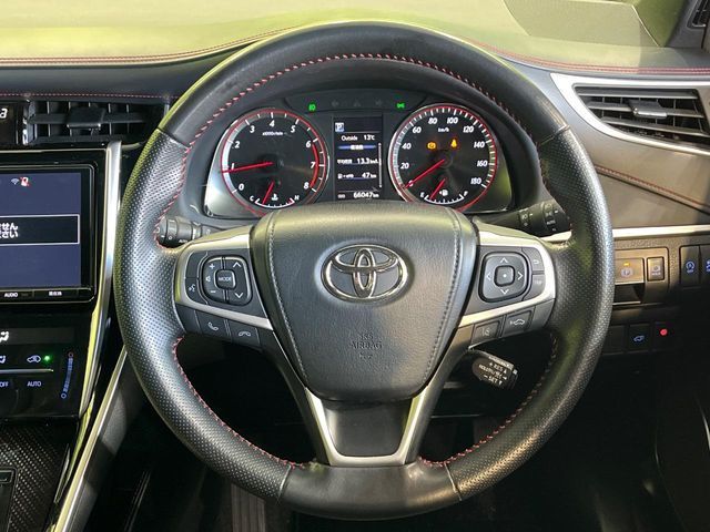 TOYOTA HARRIER 2WD 2017 Image 31