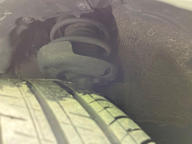 TOYOTA COROLLA TOURING HYBR 2023 Image 31