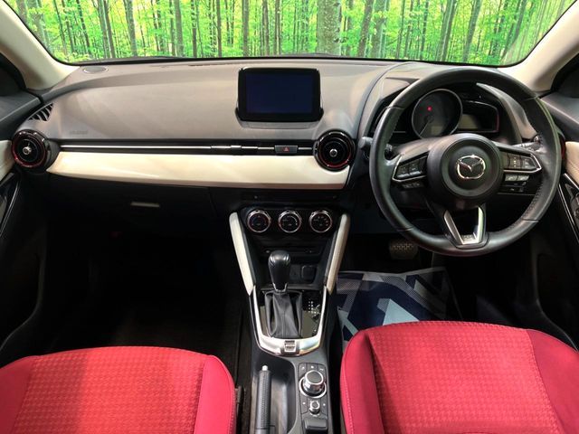 MAZDA DEMIO 2017 Image 31