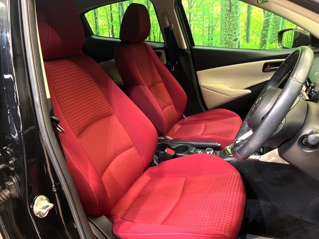 MAZDA DEMIO 2017 Image 31