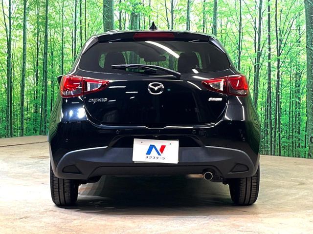 MAZDA DEMIO 2017 Image 31