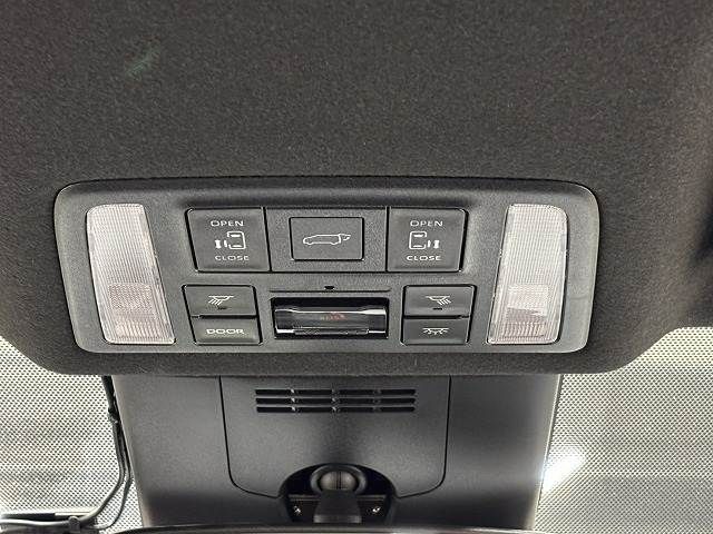 TOYOTA VOXY HYBRID 2023 Image 31