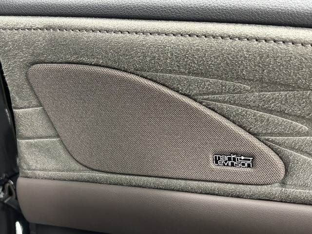 TOYOTA LEXUS RX450H+ 2023 Image 31