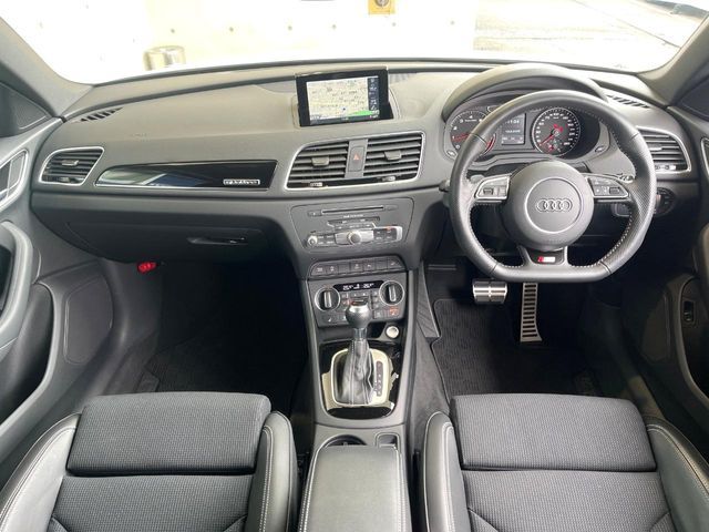 AUDI Q3 2018 Image 31