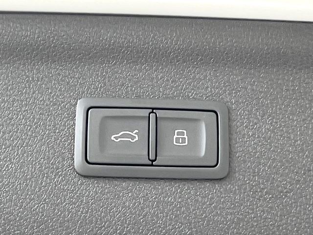 AUDI Q3 2018 Image 31