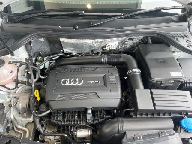 AUDI Q3 2018 Image 31