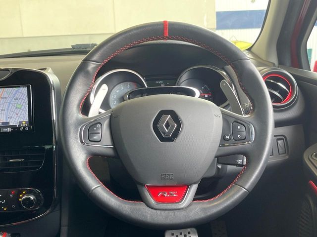RENAULT LUTECIA 2014 Image 31