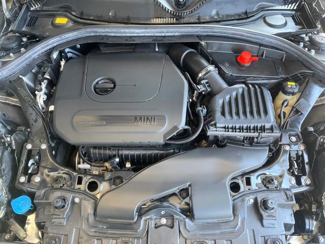 BMW MINI COOPER CLUBMAN 2019 Image 31