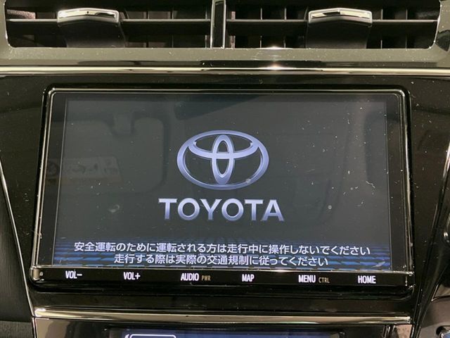 TOYOTA PRIUS ALPHA 2019 Image 31