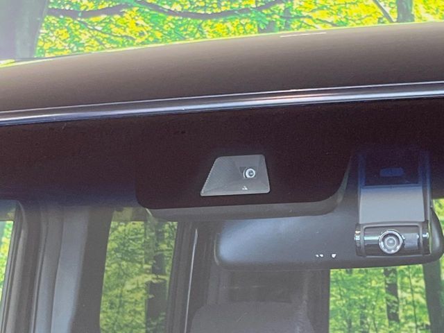 HONDA N BOX CUSTOM 2019 Image 31