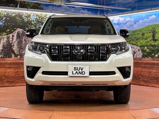 TOYOTA LANDCRUISER PRADO 2022 Image 31