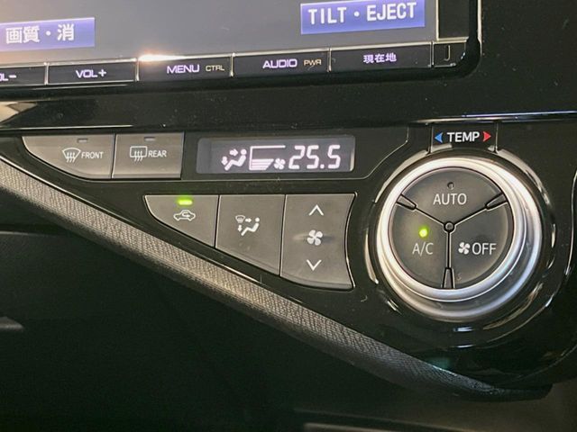 TOYOTA AQUA 2016 Image 31