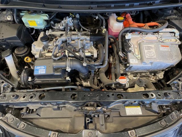 TOYOTA AQUA 2016 Image 31