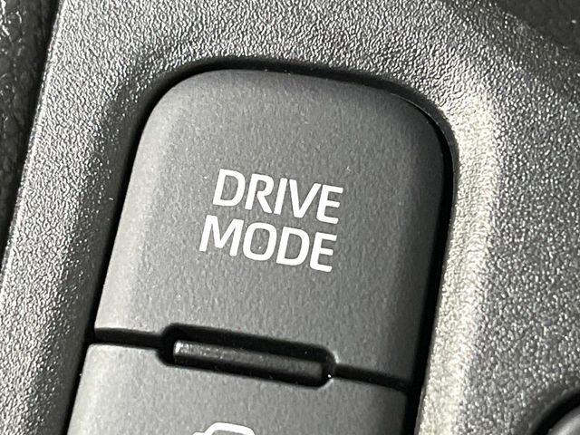 TOYOTA YARIS CROSS 2024 Image 31