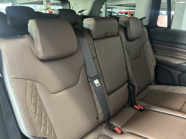 JEEP COMMANDER 2023 Image 31