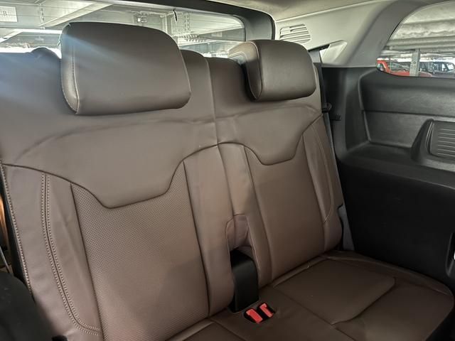 JEEP COMMANDER 2023 Image 31