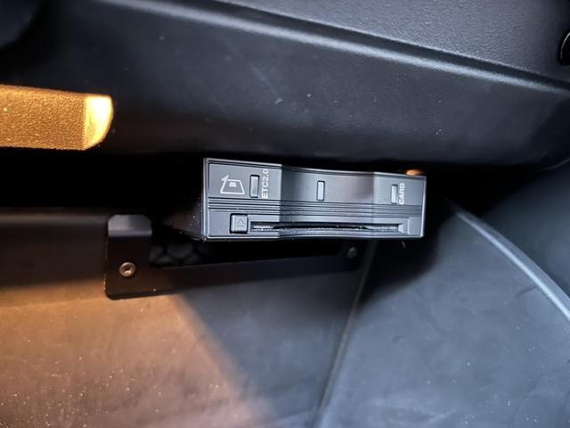 JEEP COMMANDER 2023 Image 31