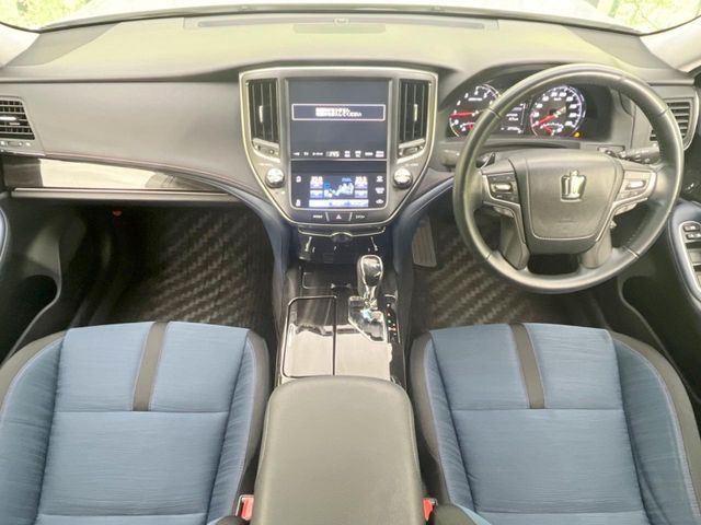 TOYOTA CROWN SEDAN 2016 Image 31