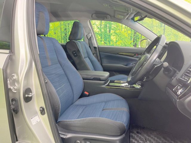 TOYOTA CROWN SEDAN 2016 Image 31