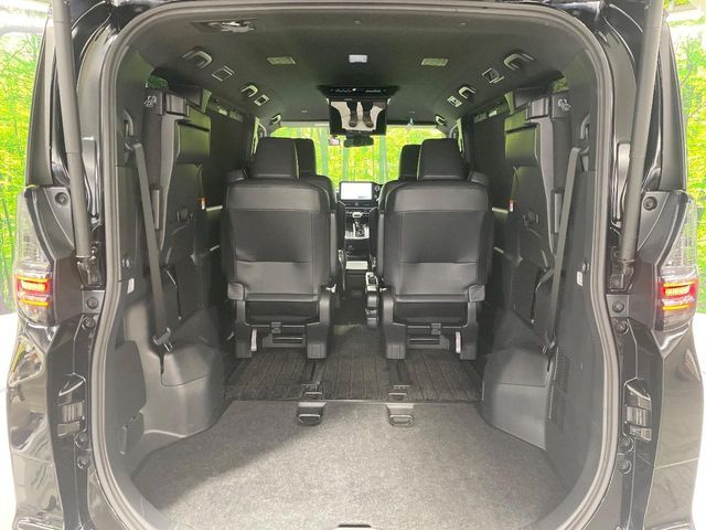 TOYOTA VOXY 2022 Image 31