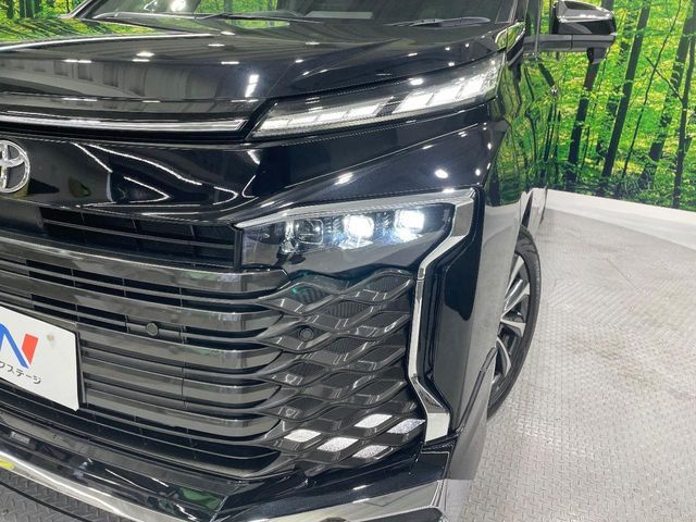 TOYOTA VOXY 2022 Image 31