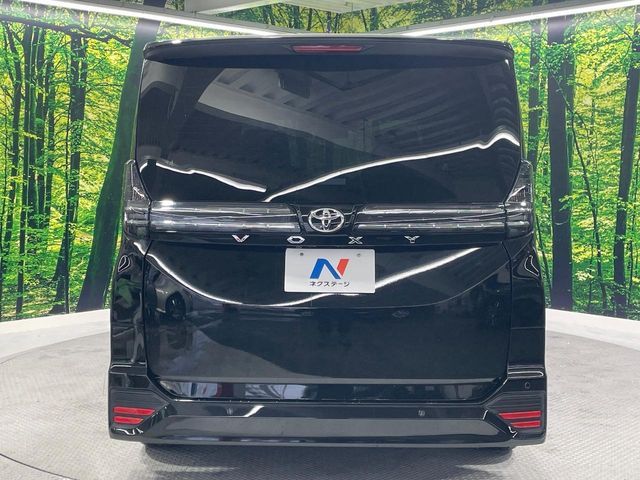 TOYOTA VOXY 2022 Image 31