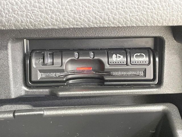 NISSAN SERENA  S-HYBRID 2015 Image 31