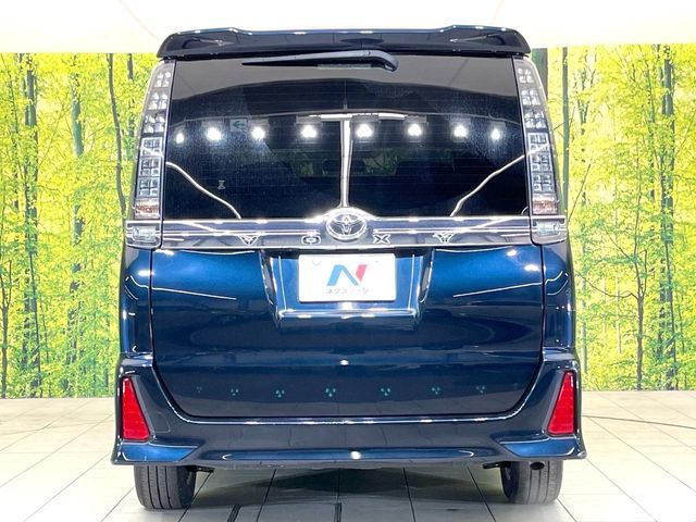 TOYOTA VOXY 2015 Image 31