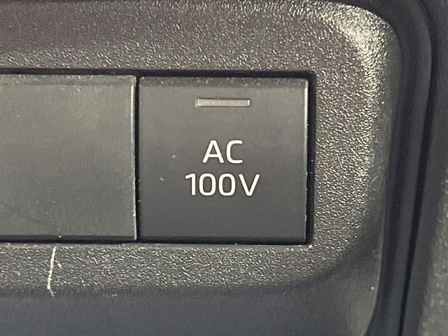 TOYOTA SIENTA HYBRID 2023 Image 31