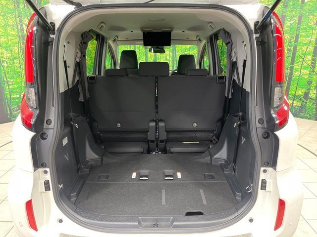 TOYOTA SIENTA HYBRID 2023 Image 31