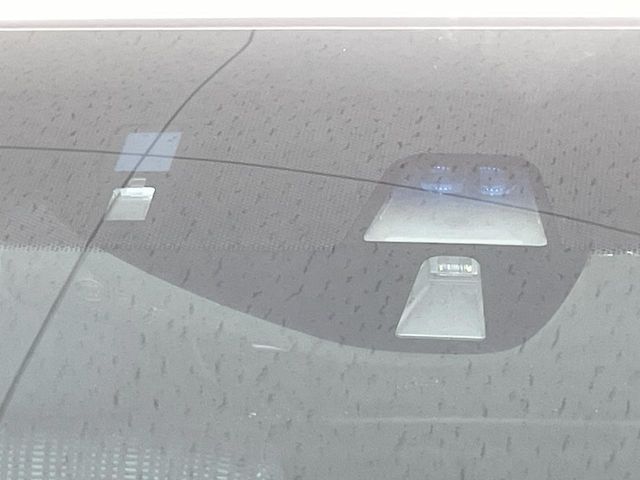 HONDA VEZEL HYBRID 2015 Image 31