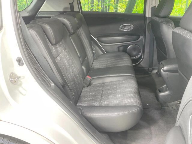 HONDA VEZEL HYBRID 2015 Image 31