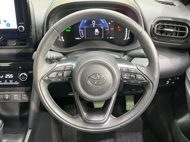 TOYOTA YARIS CROSS HYBRID 2025 Image 31