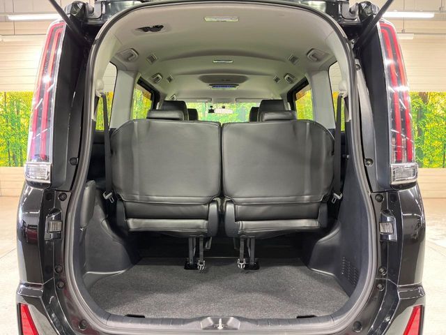 TOYOTA NOAH 2014 Image 31