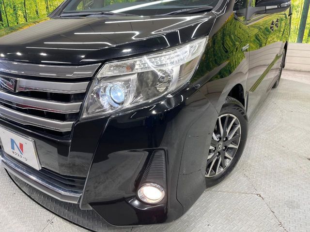 TOYOTA NOAH 2014 Image 31