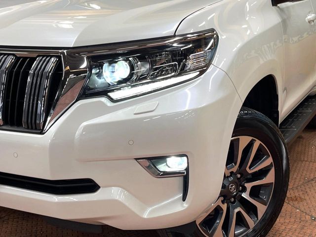 TOYOTA LANDCRUISER PRADO 2023 Image 31