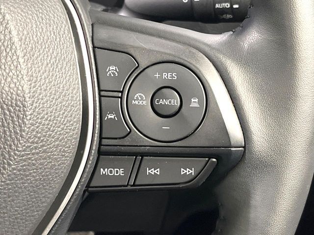 TOYOTA COROLLA CROSS HYBRID 2024 Image 31