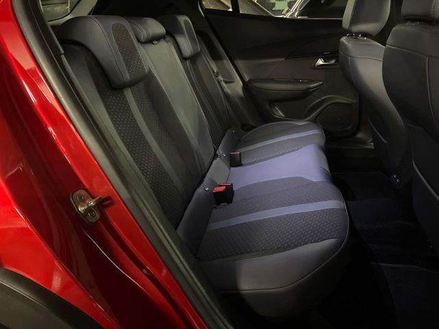 PEUGEOT 2008 2021 Image 31