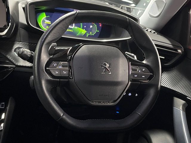 PEUGEOT 2008 2021 Image 31