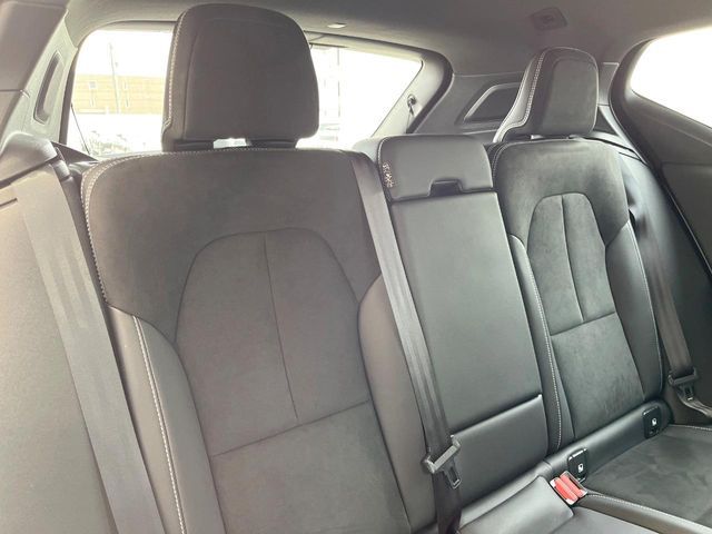 VOLVO XC40 2021 Image 31