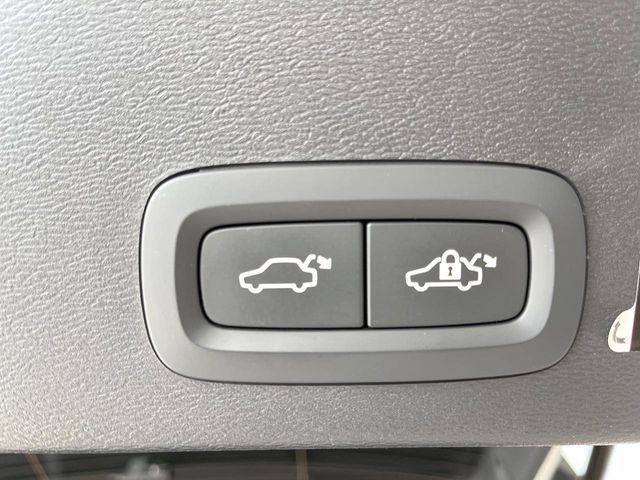 VOLVO XC40 2021 Image 31