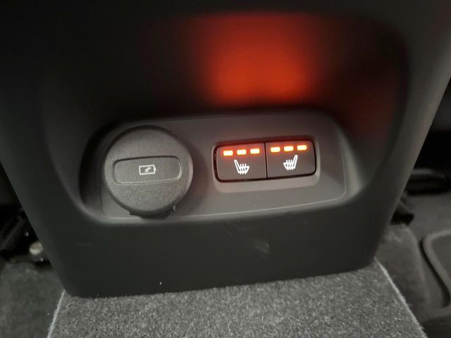 VOLVO XC40 2021 Image 31