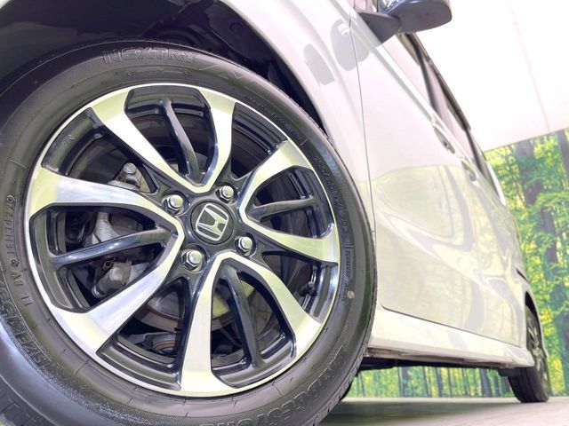 HONDA N BOX CUSTOM 2020 Image 31