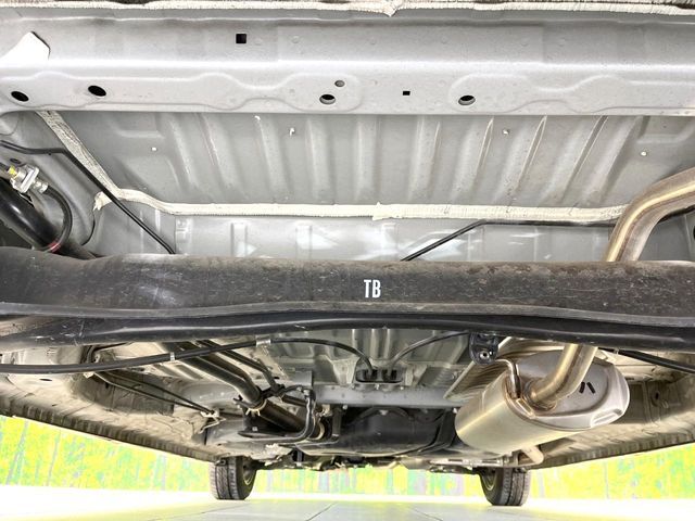 HONDA N BOX CUSTOM 2020 Image 31