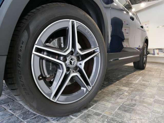 MERCEDES BENZ GLB 2023 Image 31