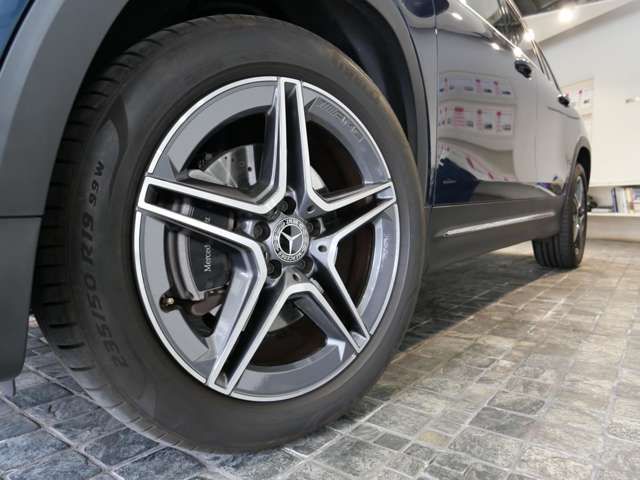 MERCEDES BENZ GLB 2023 Image 31