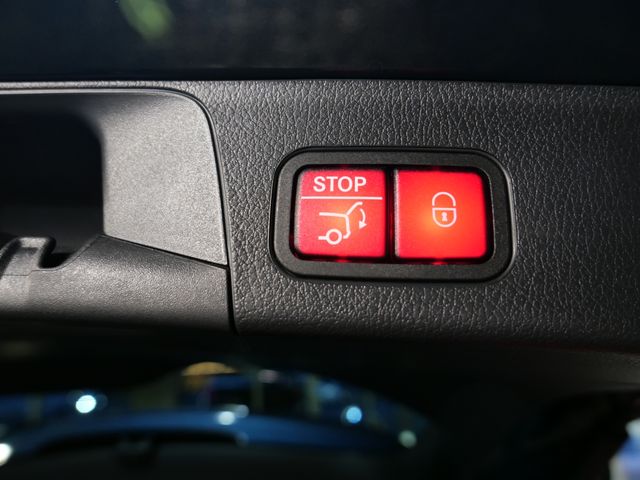 MERCEDES BENZ GLB 2023 Image 31