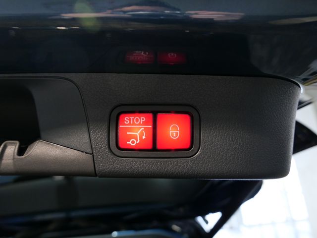 MERCEDES BENZ GLB 2023 Image 31