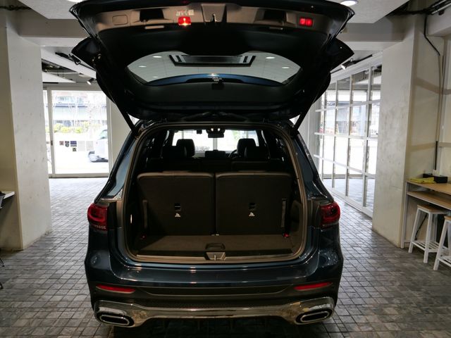 MERCEDES BENZ GLB 2023 Image 31