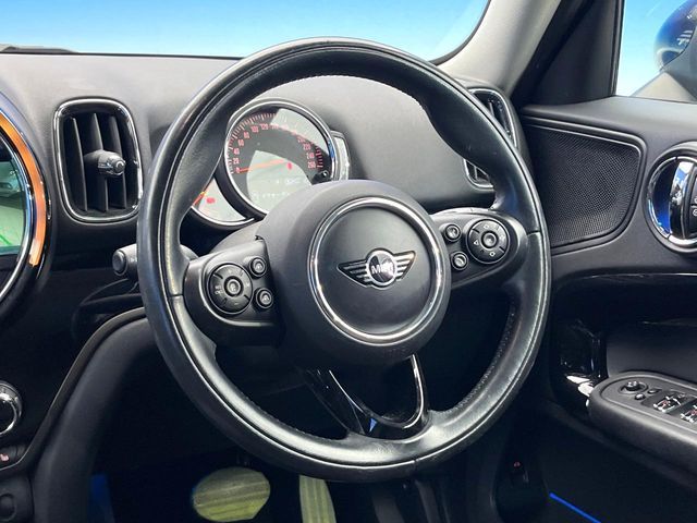 BMW MINI COOPER D CR 2019 Image 31